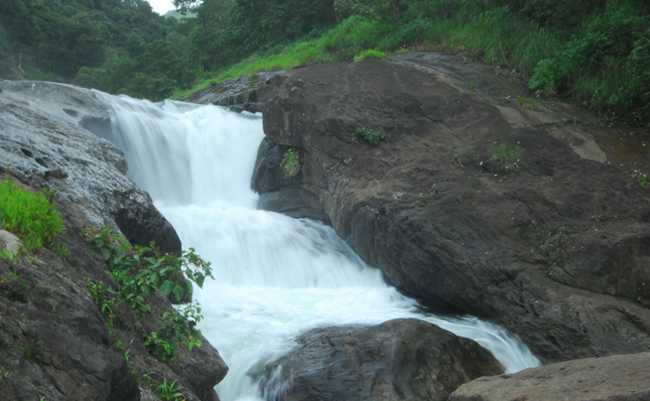 Calicut-Kakkadampoyil 1 Night/ 2 Days